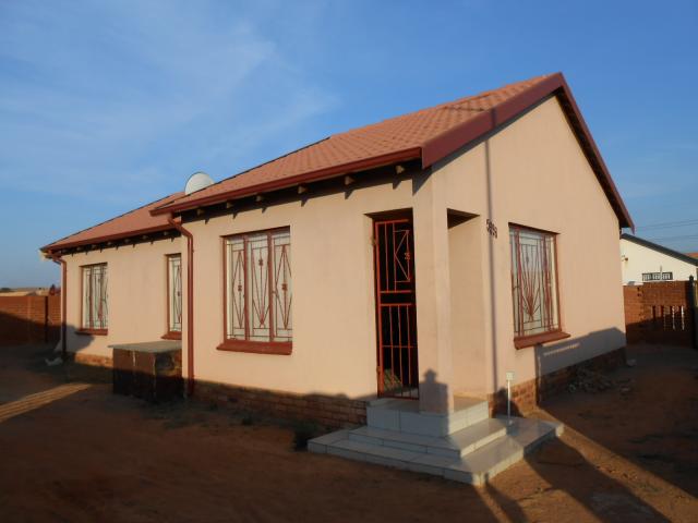 3 Bedroom House for Sale For Sale in Soshanguve - Private Sale - MR090833