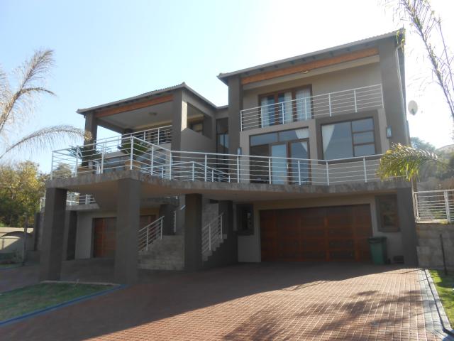 5 Bedroom House for Sale For Sale in Kameelfontein - Private Sale - MR091252