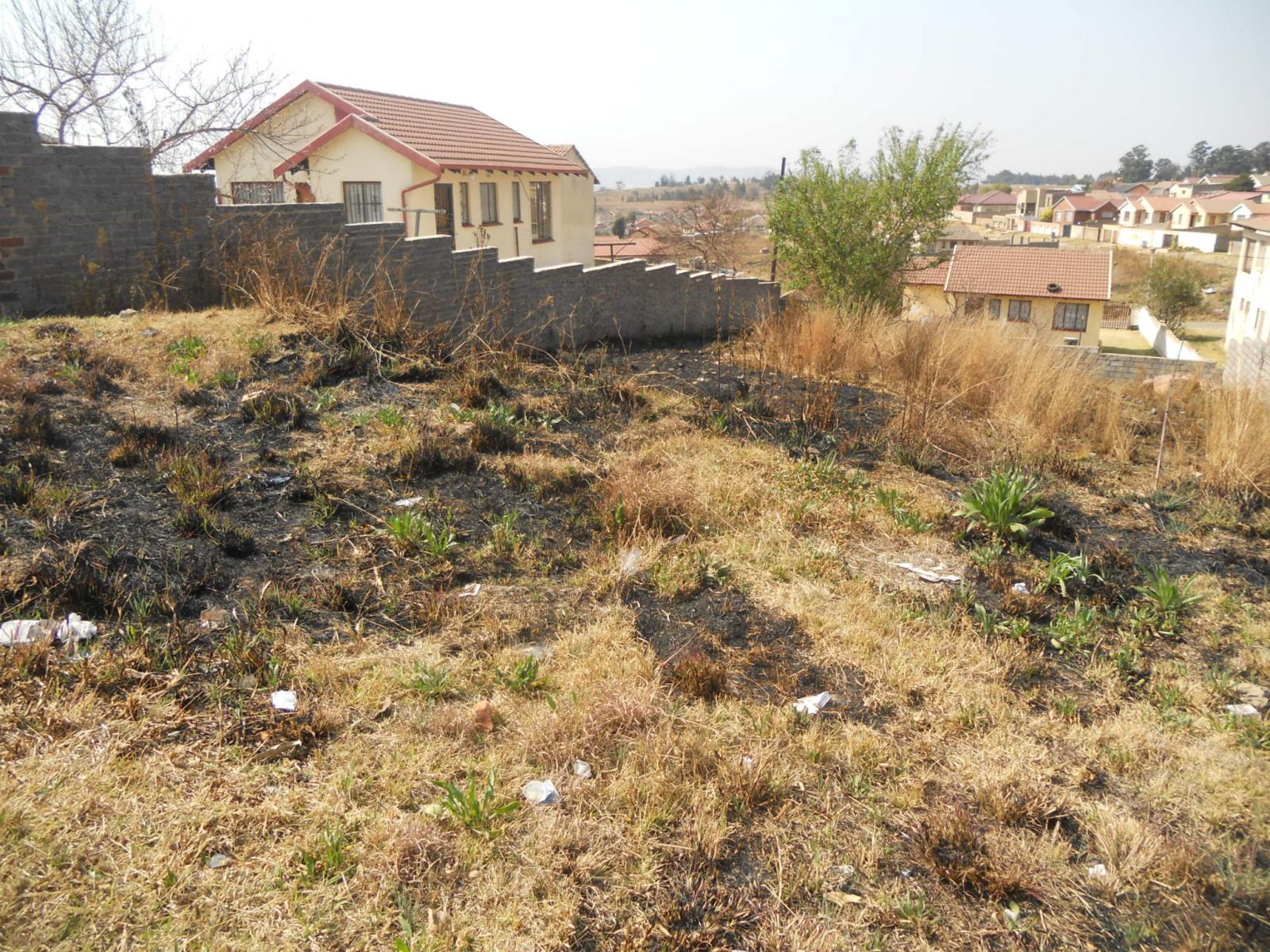 Front View of property in Zakariyya Park