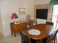 Dining Room - 10 square meters of property in Klein-Brakrivier