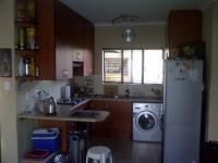 Kitchen of property in Greenhills