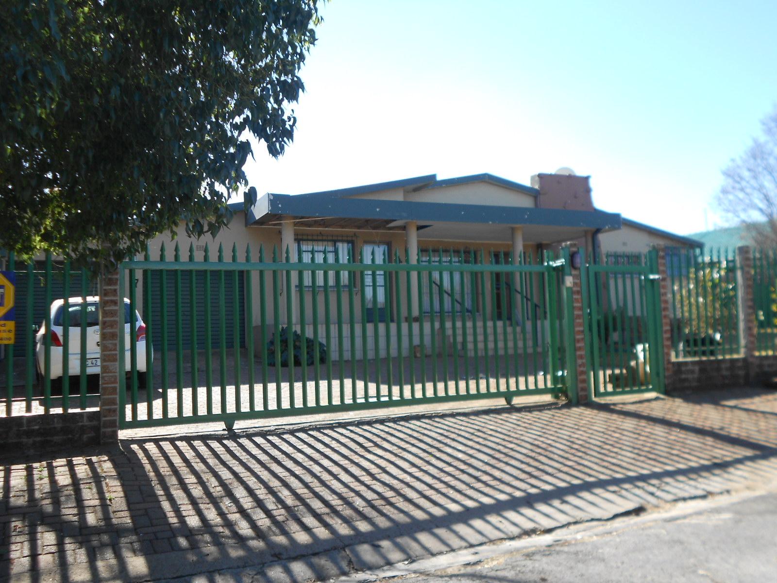 Front View of property in Kempton Park