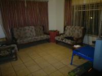 Lounges - 15 square meters of property in Rayton