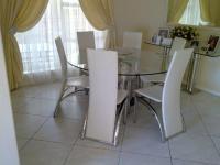 Dining Room of property in Sunward park