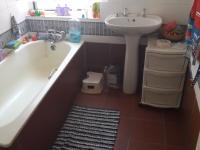 Bathroom 1 of property in Emalahleni (Witbank) 