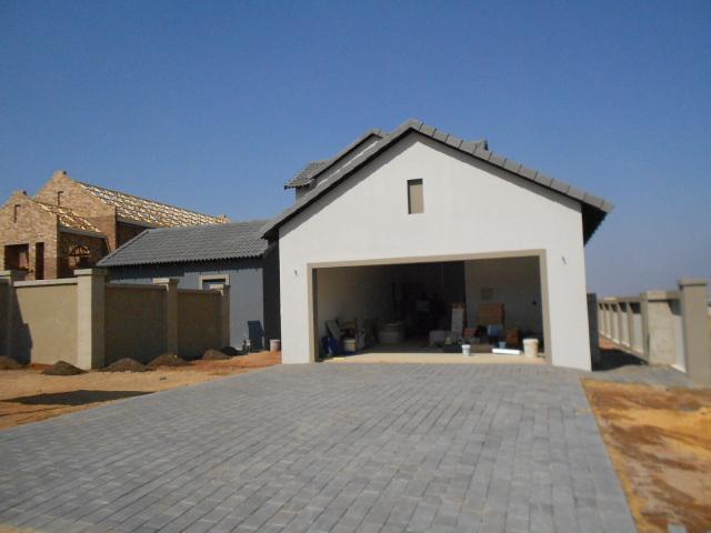 4 Bedroom House for Sale For Sale in Midstream Estate - Home Sell - MR096826