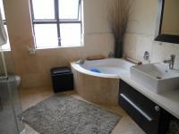 Bathroom 1 - 12 square meters of property in Big bay