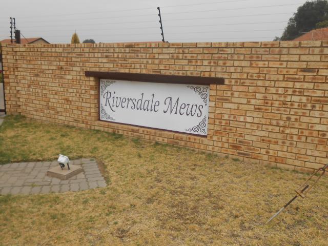 2 Bedroom Sectional Title for Sale For Sale in Riversdale - Home Sell - MR099528