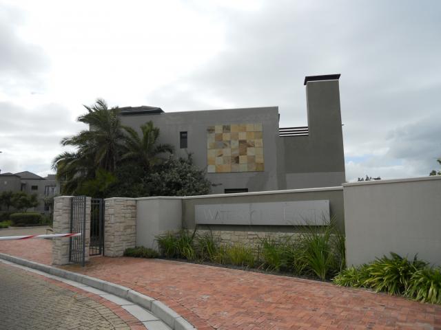 2 Bedroom Apartment for Sale For Sale in Milnerton - Home Sell - MR099655