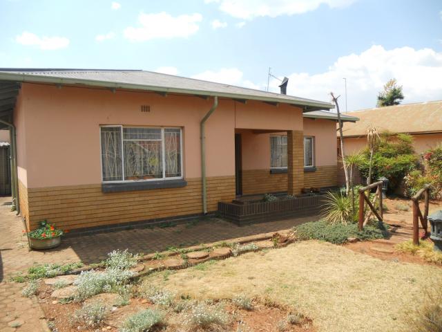 Standard Bank Mandated 3 Bedroom House for Sale For Sale in Birch ...