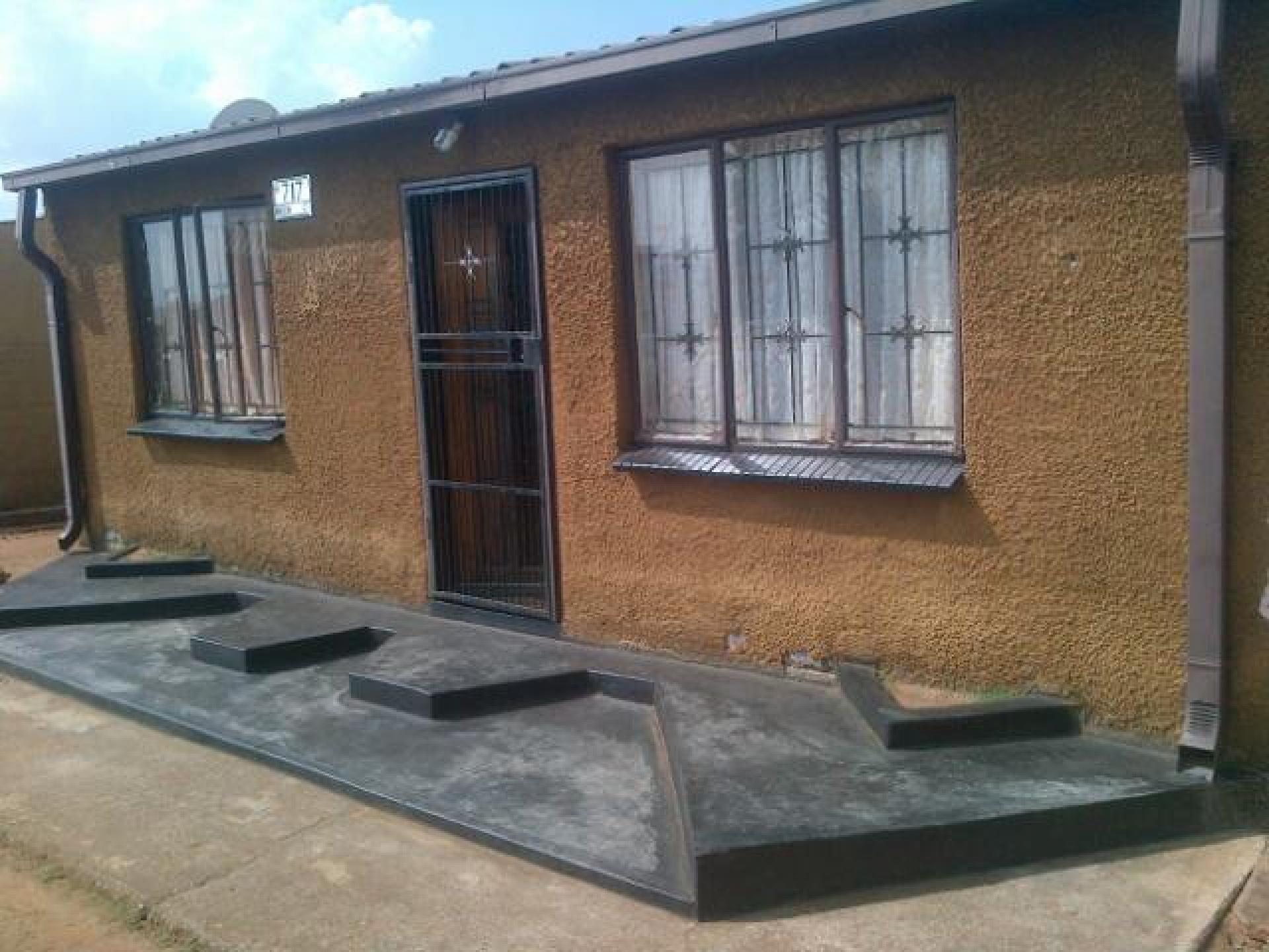 Front View of property in Ratanda-JHB