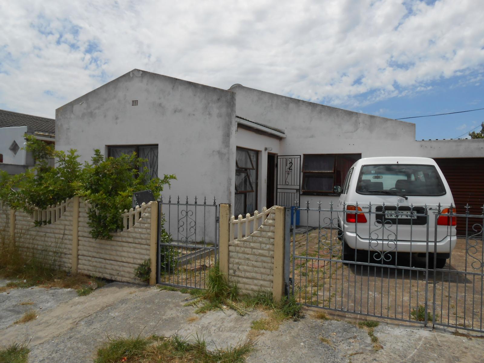 Front View of property in Blue Downs