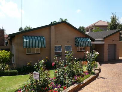 4 Bedroom House for Sale For Sale in Menlyn - Private Sale - MR10174