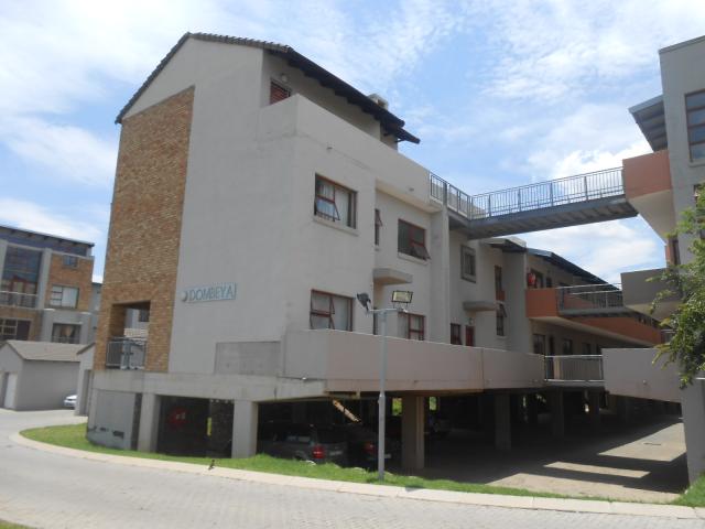 3 Bedroom Apartment for Sale For Sale in Midrand - Home Sell - MR102215