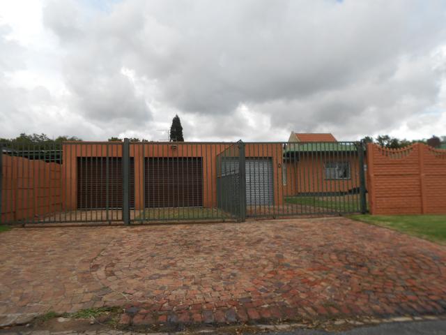 7 Bedroom House for Sale For Sale in Boksburg - Private Sale - MR105814