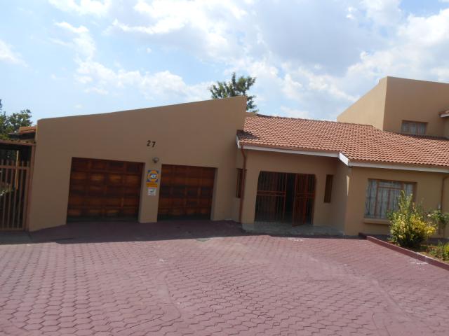 5 Bedroom House for Sale For Sale in Centurion Central - Private Sale - MR106152