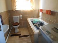 Bathroom 1 - 8 square meters of property in Bloemfontein