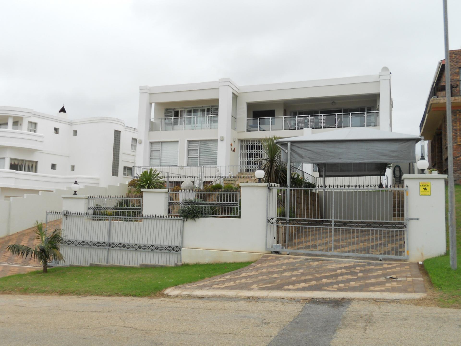 Front View of property in Jeffrey's Bay