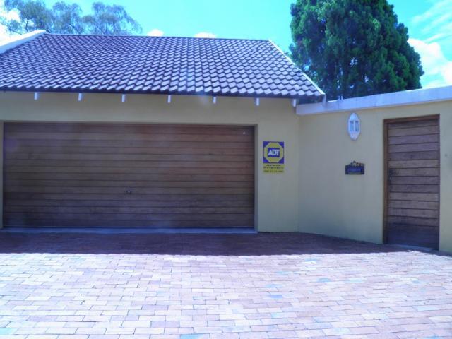 3 Bedroom House for Sale For Sale in Randpark Ridge - Private Sale - MR106854