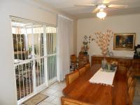 Dining Room - 21 square meters of property in Constantia Glen