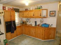 Kitchen - 14 square meters of property in Magaliesburg