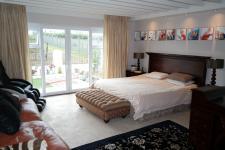 Main Bedroom - 36 square meters of property in Somerset West