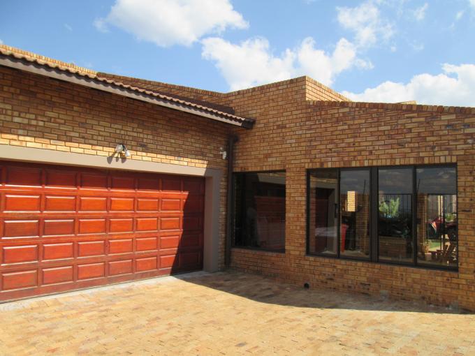 4 Bedroom House for Sale For Sale in Alberton - Private Sale - MR108270