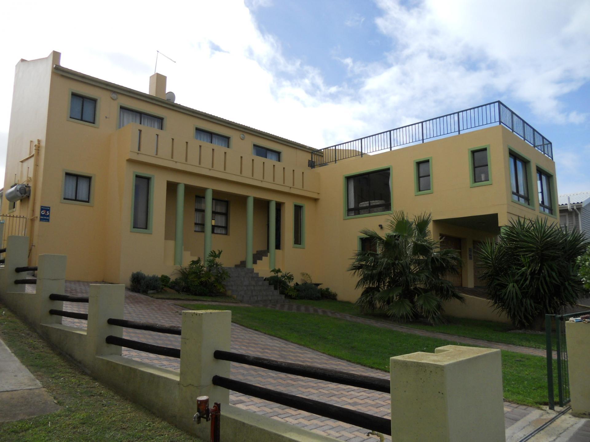 Front View of property in Jeffrey's Bay