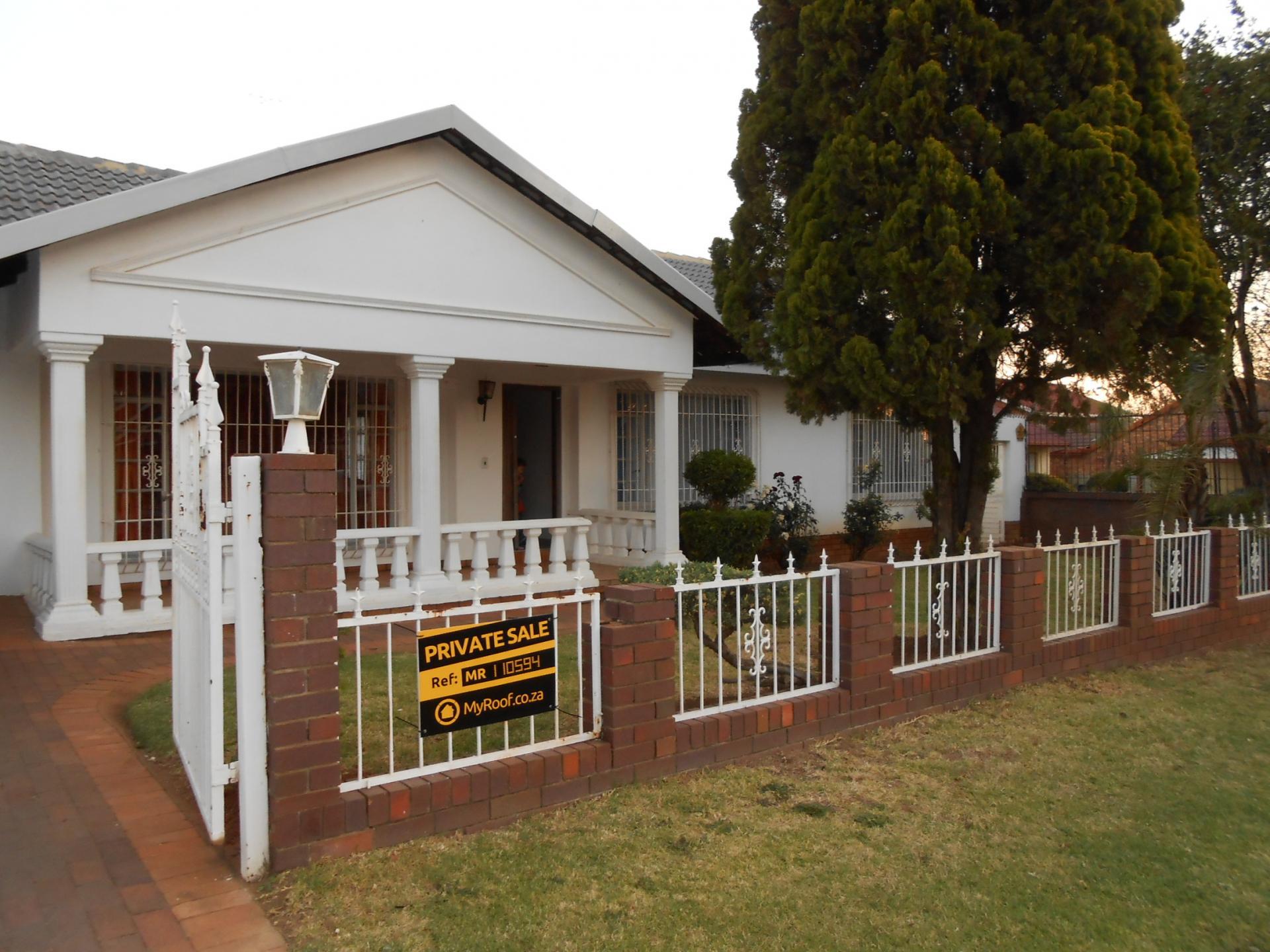 Front View of property in Lenasia South