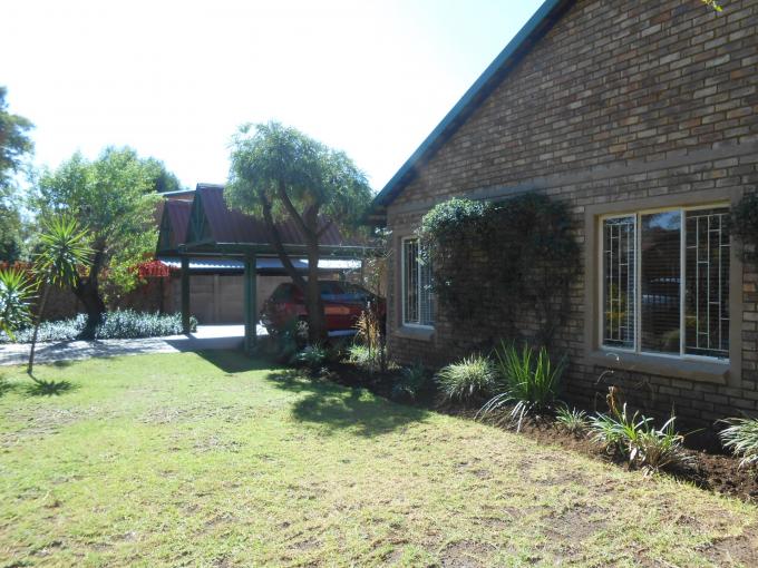 5 Bedroom House for Sale For Sale in Centurion Central - Home Sell - MR110629