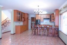 Kitchen - 61 square meters of property in Woodhill Golf Estate