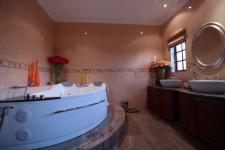 Main Bathroom - 18 square meters of property in Silver Lakes Golf Estate