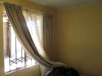 Bed Room 1 - 7 square meters of property in Protea Glen