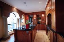 Kitchen - 25 square meters of property in Woodhill Golf Estate