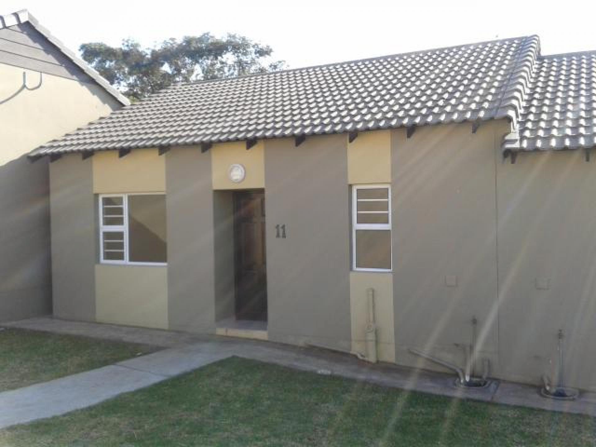 Front View of property in Southernwood