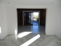 Lounges - 16 square meters of property in Sea View EC