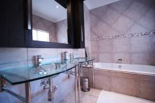 Main Bathroom - 9 square meters of property in The Wilds Estate