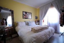 Bed Room 2 - 15 square meters of property in Silver Lakes Golf Estate