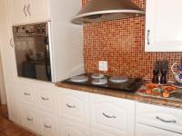 Kitchen - 20 square meters of property in Lenasia South