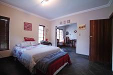 Bed Room 2 - 29 square meters of property in Silver Lakes Golf Estate