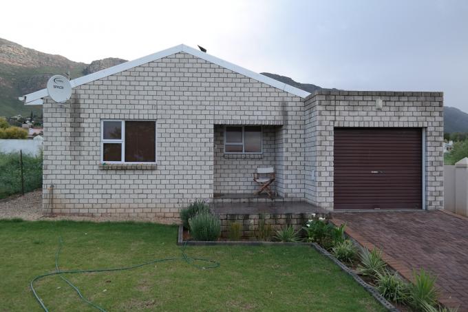 2 Bedroom Cluster for Sale For Sale in Piketberg - Private Sale - MR116552