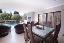 Patio - 102 square meters of property in The Wilds Estate