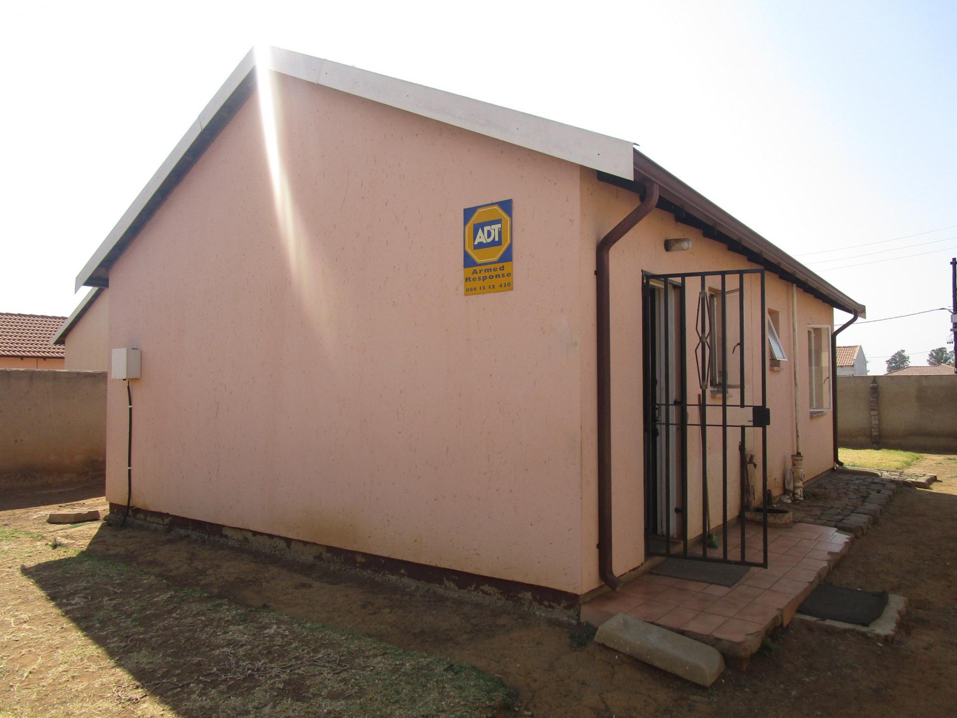 Front View of property in Sebokeng