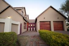 Front View of property in Willow Acres Estate