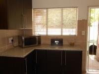 Kitchen - 20 square meters of property in Helikon Park