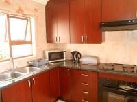 Kitchen - 10 square meters of property in Greenstone Hill