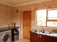 Kitchen - 10 square meters of property in Greenstone Hill