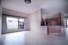 Dining Room - 22 square meters of property in The Wilds Estate