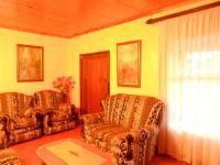 Lounges - 22 square meters of property in Ennerdale