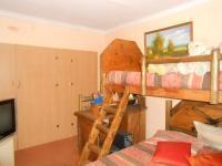 Bed Room 1 - 10 square meters of property in Ennerdale